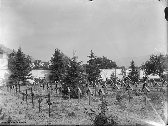 tir-Österreichischer-Soldatenfriedhof-1917-wev.jpg  