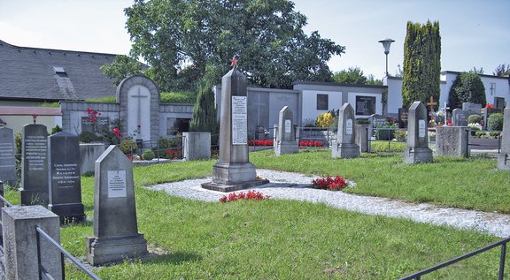 Perg_Russenfriedhof.jpg  